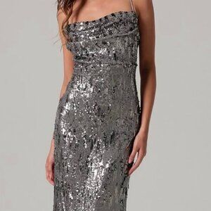 Line and dot Stunning Silver Sequin Gown – Perfect for Formal Events